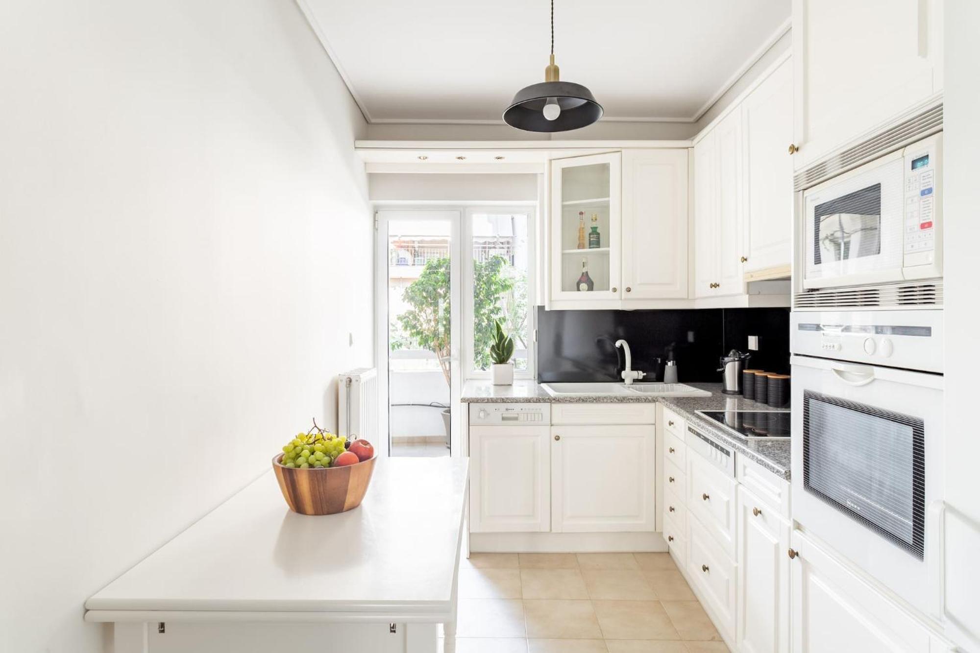 Fresh Detailed Stylish Apartment At Acropolis أثينا المظهر الخارجي الصورة